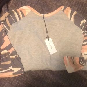 1/4 sleeve grey shirt with pink camo sleeves